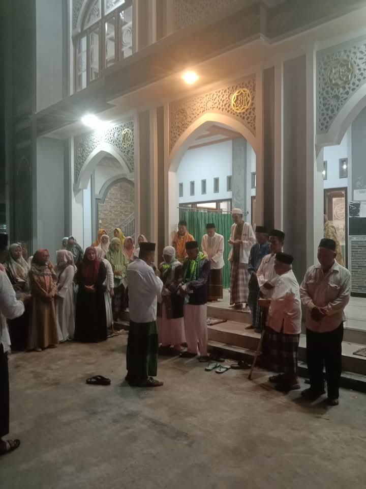 Pemberangkatan Calon Haji Desa Pucung Kidul
